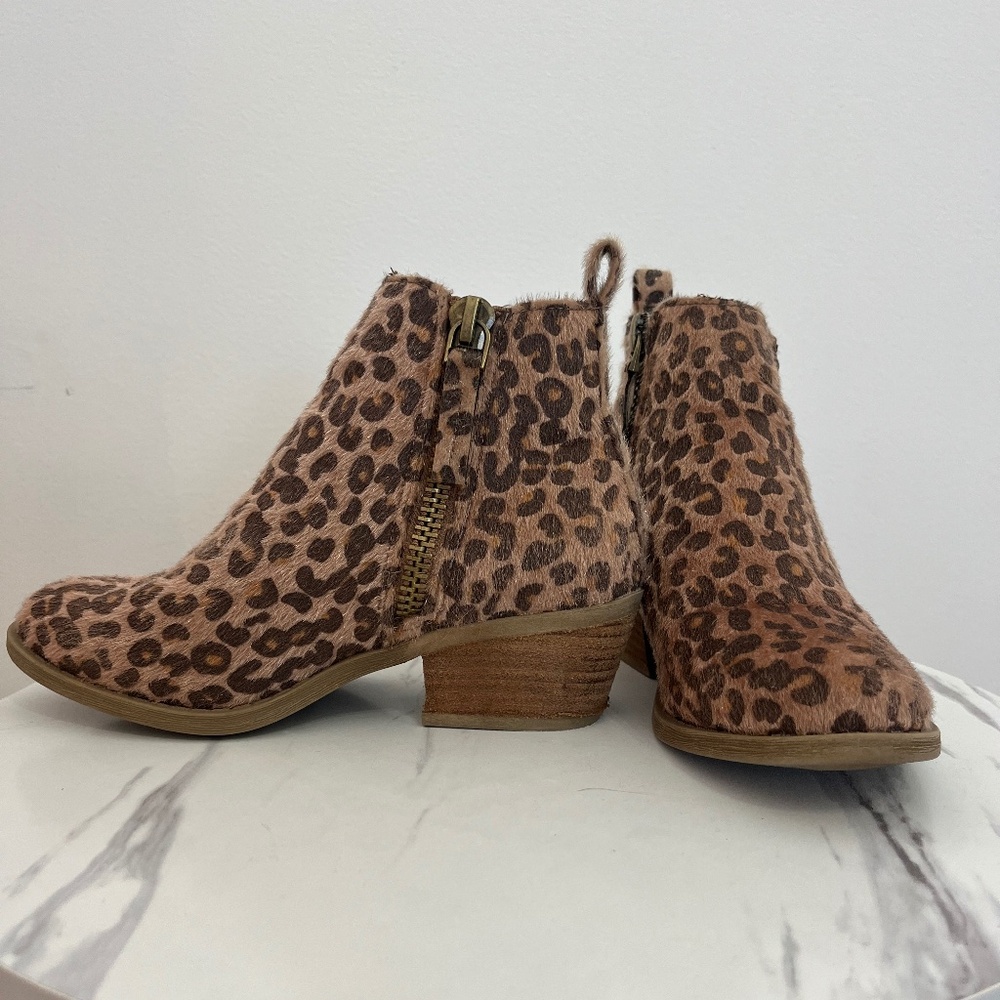 Leopard booties